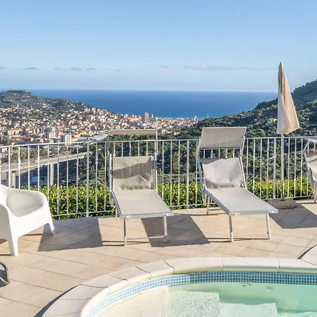 Caroline With Pool And View