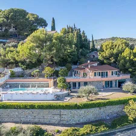 Semesterbostad Villa Caroline Private Pool And Seaview *